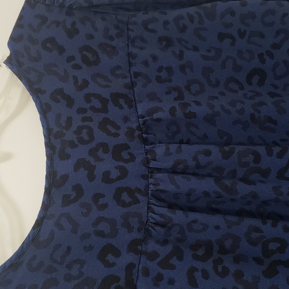 New Womens LOFT Long Sleeve Royal Blue Leopard Print Top - Picture 6 of 8